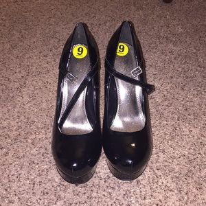 Chinese Laundry Heels